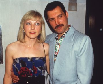 Freddie Mercury and Mary Austin - a woman who has cats left after his death
