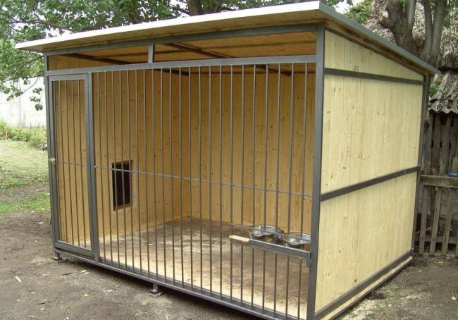 Aviary for dogs with their own hands